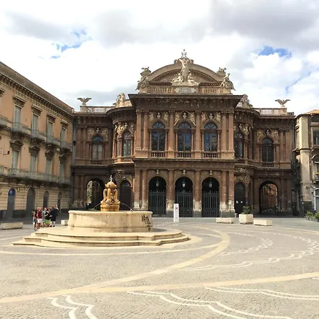 Welcoming House * קטאניה