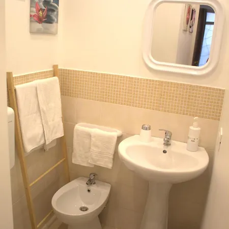 בית נופש Welcoming House קטאניה