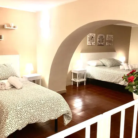 Welcoming House קטאניה